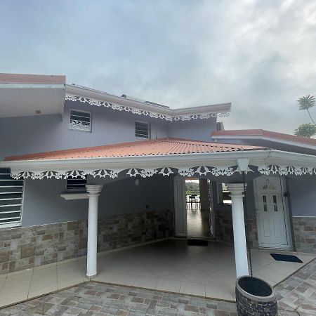 Les Appart Villa Sunbay Caraibes Avec Piscine Privative Vue Mer Et Montagne Le François Dış mekan fotoğraf