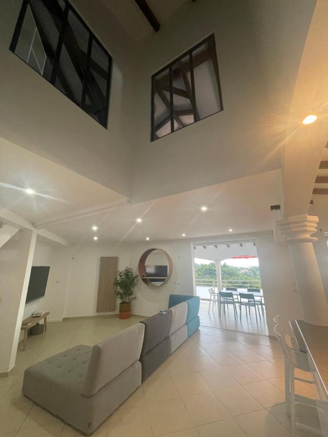 Les Appart Villa Sunbay Caraibes Avec Piscine Privative Vue Mer Et Montagne Le François Dış mekan fotoğraf