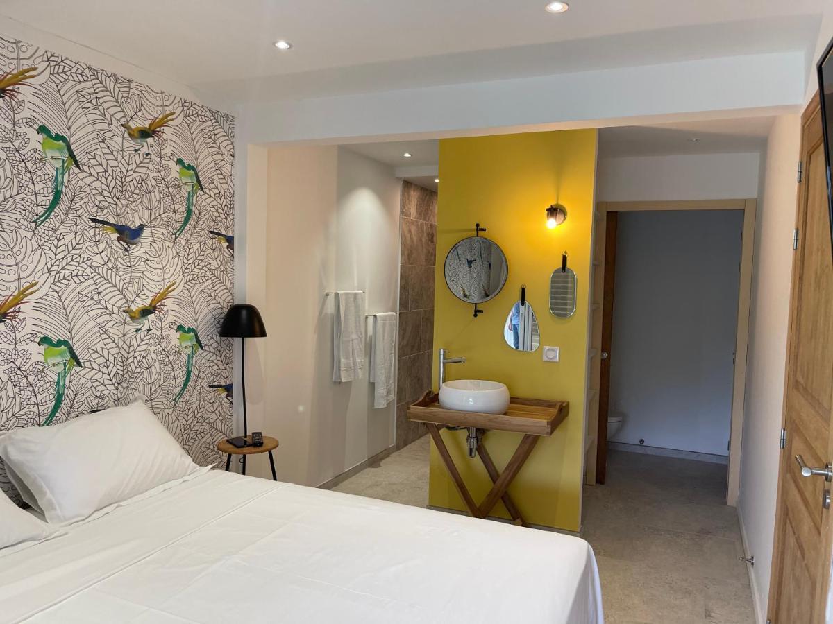 Les Appart Villa Sunbay Caraibes Avec Piscine Privative Vue Mer Et Montagne Le François Dış mekan fotoğraf