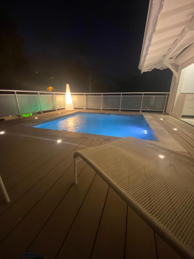 Les Appart Villa Sunbay Caraibes Avec Piscine Privative Vue Mer Et Montagne Le François Dış mekan fotoğraf