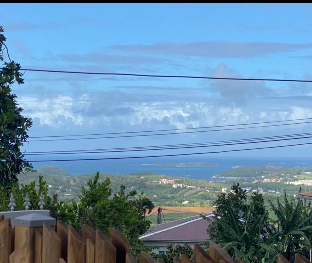 Les Appart Villa Sunbay Caraibes Avec Piscine Privative Vue Mer Et Montagne Le François Dış mekan fotoğraf