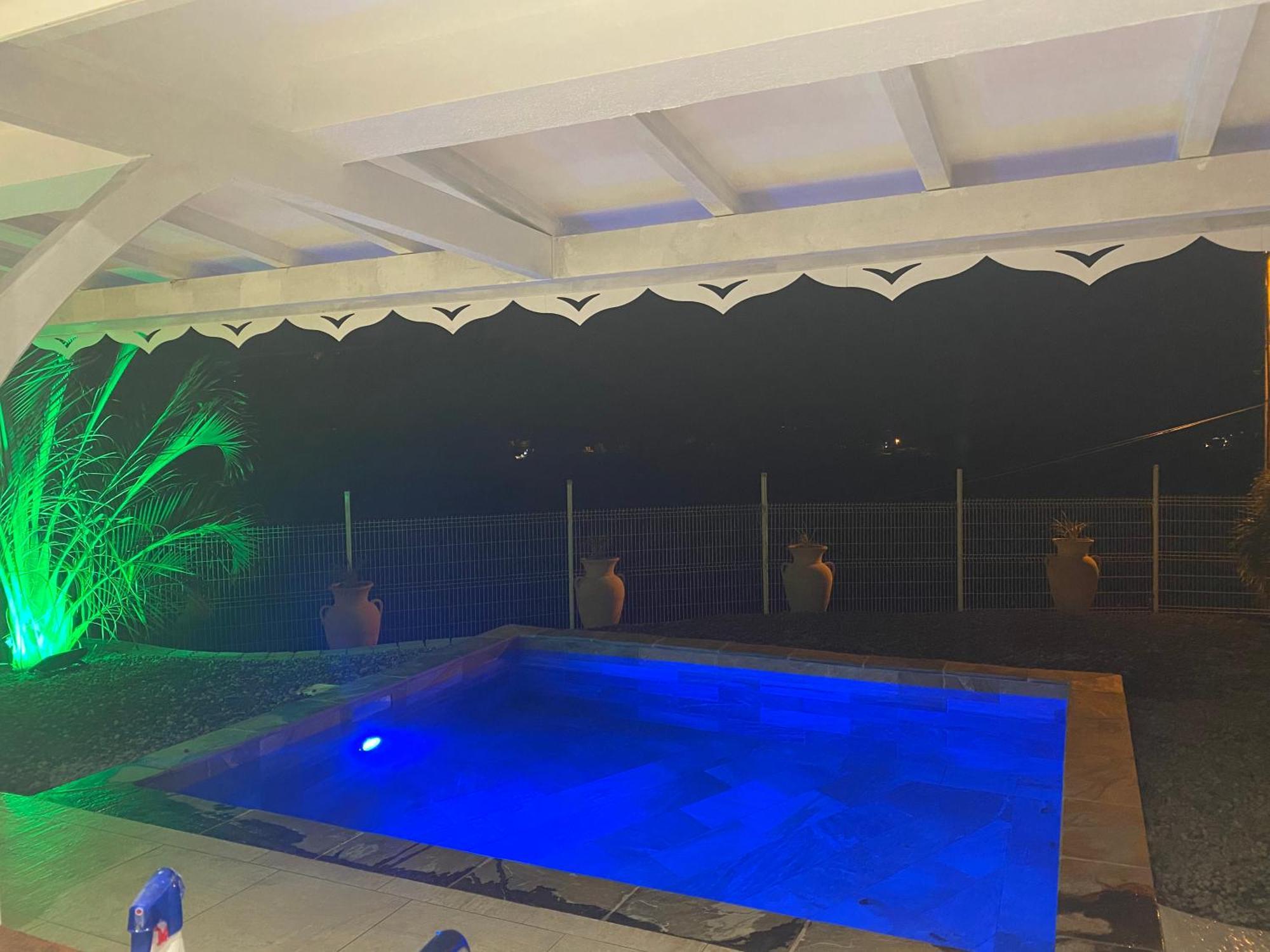 Les Appart Villa Sunbay Caraibes Avec Piscine Privative Vue Mer Et Montagne Le François Dış mekan fotoğraf